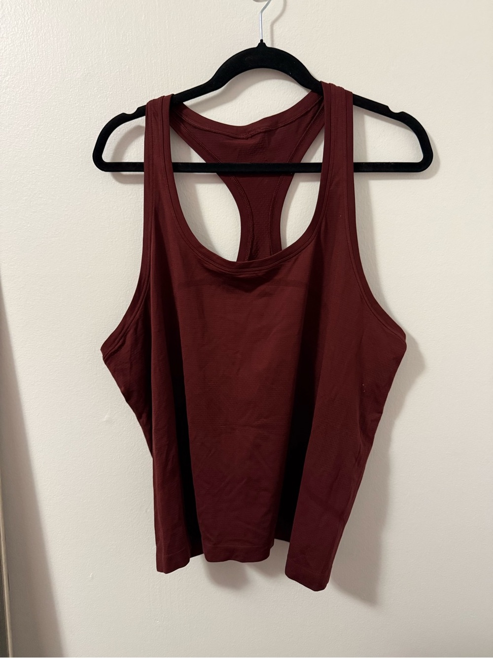 Lululemon Women's Racerback Tank Top - Burgundy